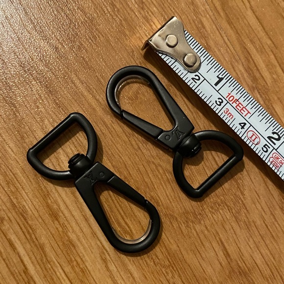 Louis Vuitton black clasp - Picture 12 of 15